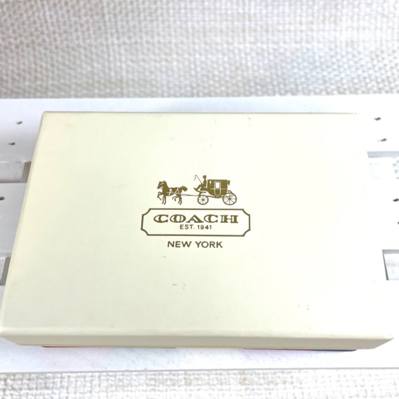 Coach Small Card Case in Metallic Gold Leather New In Box - Picture 10 of 15